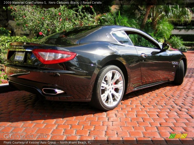 Nero Carbonio (Black) / Rosso Corallo 2009 Maserati GranTurismo S