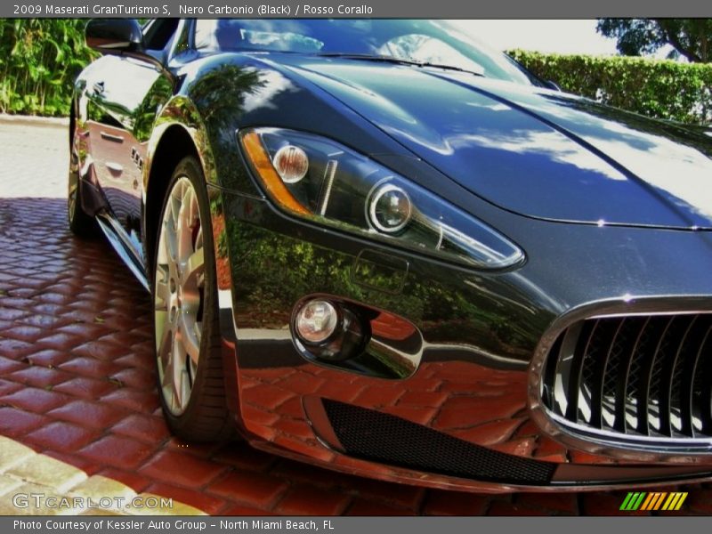 Nero Carbonio (Black) / Rosso Corallo 2009 Maserati GranTurismo S