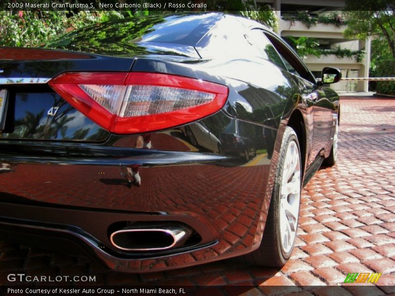 Nero Carbonio (Black) / Rosso Corallo 2009 Maserati GranTurismo S