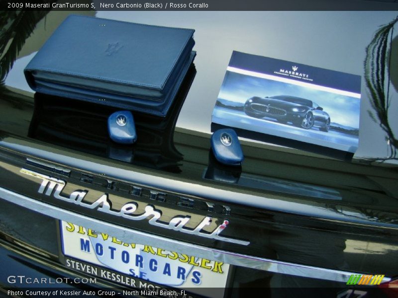 Nero Carbonio (Black) / Rosso Corallo 2009 Maserati GranTurismo S