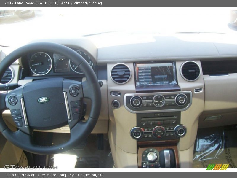 Fuji White / Almond/Nutmeg 2012 Land Rover LR4 HSE