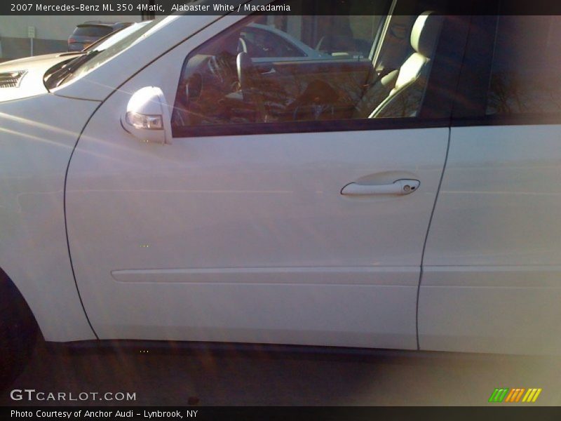 Alabaster White / Macadamia 2007 Mercedes-Benz ML 350 4Matic