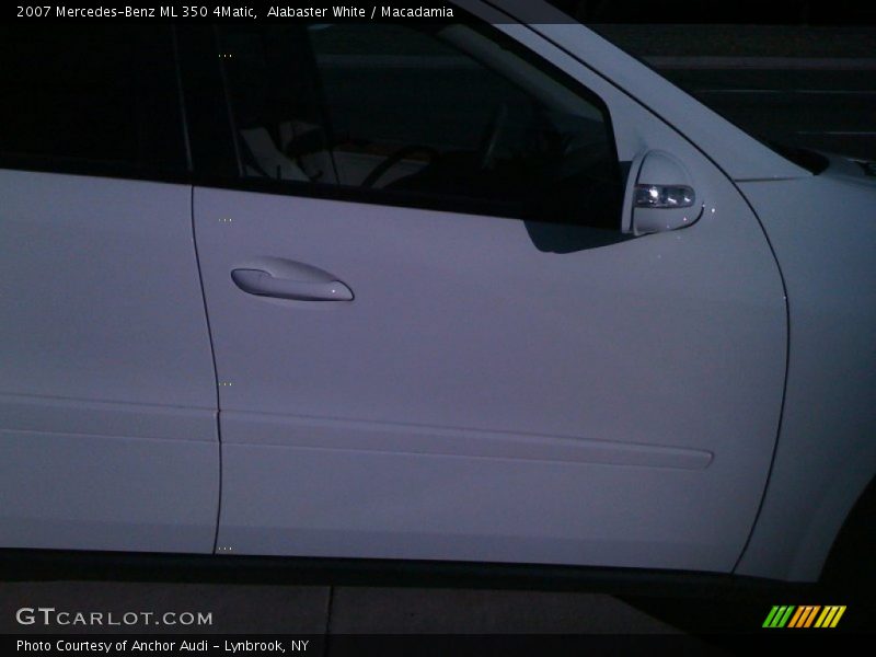 Alabaster White / Macadamia 2007 Mercedes-Benz ML 350 4Matic