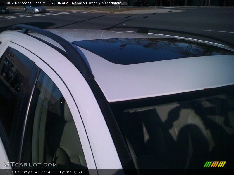 Alabaster White / Macadamia 2007 Mercedes-Benz ML 350 4Matic