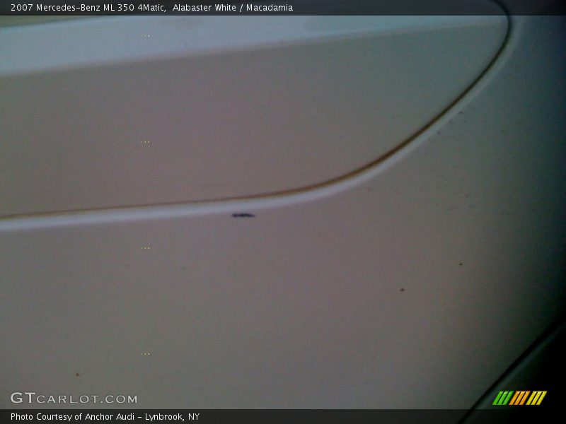 Alabaster White / Macadamia 2007 Mercedes-Benz ML 350 4Matic