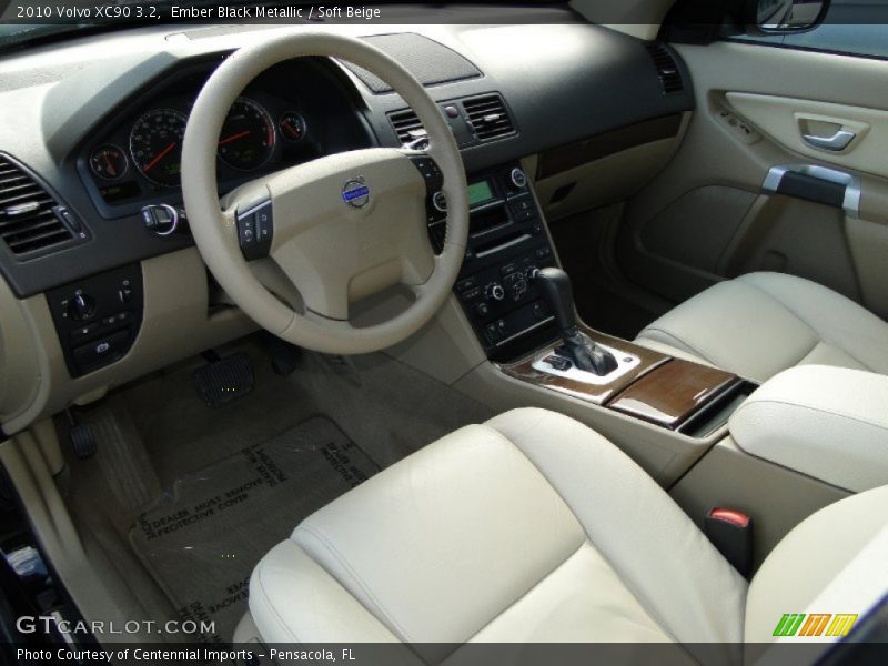 Dashboard of 2010 XC90 3.2