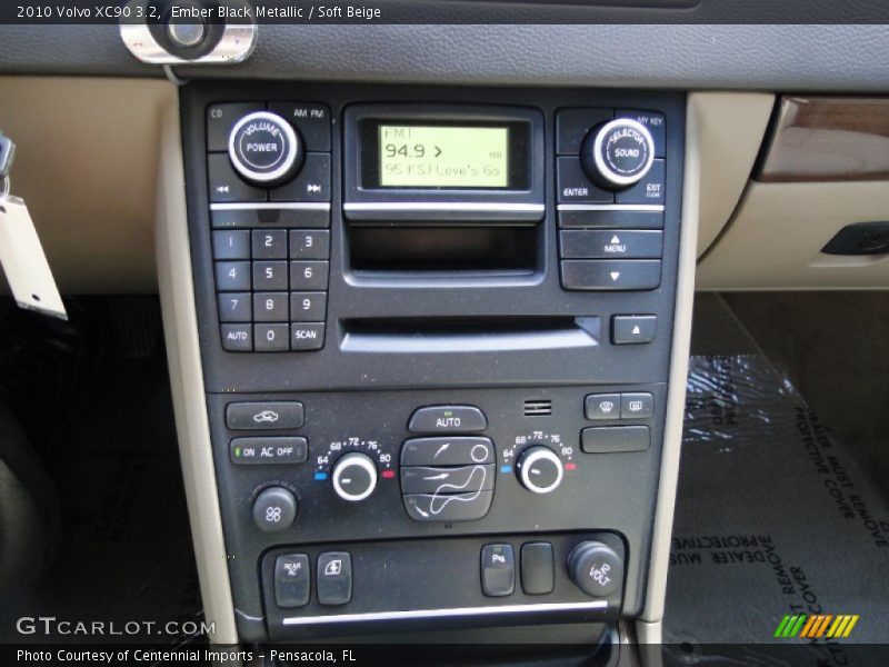 Controls of 2010 XC90 3.2