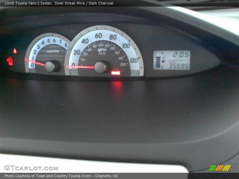 Silver Streak Mica / Dark Charcoal 2008 Toyota Yaris S Sedan