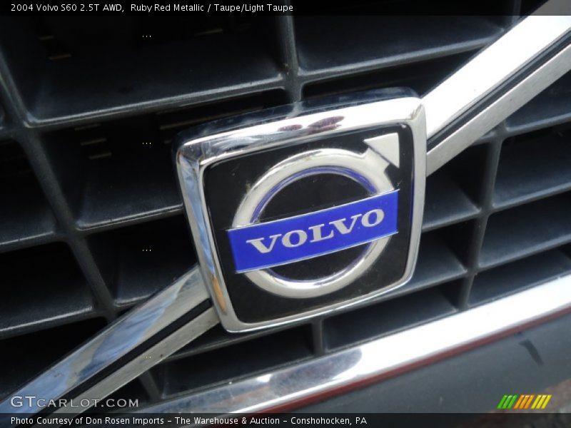  2004 S60 2.5T AWD Logo