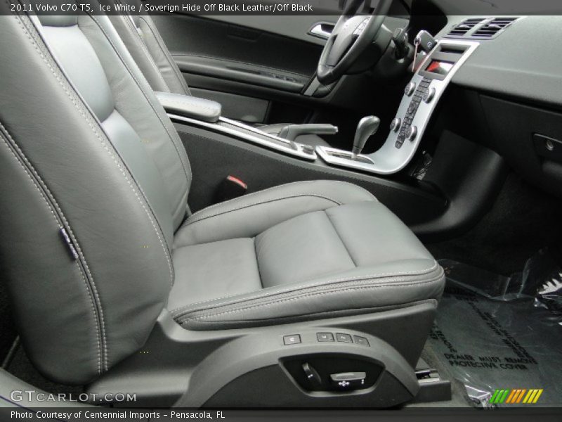 Ice White / Soverign Hide Off Black Leather/Off Black 2011 Volvo C70 T5