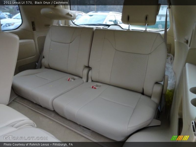 3rd row seats - 2011 Lexus LX 570