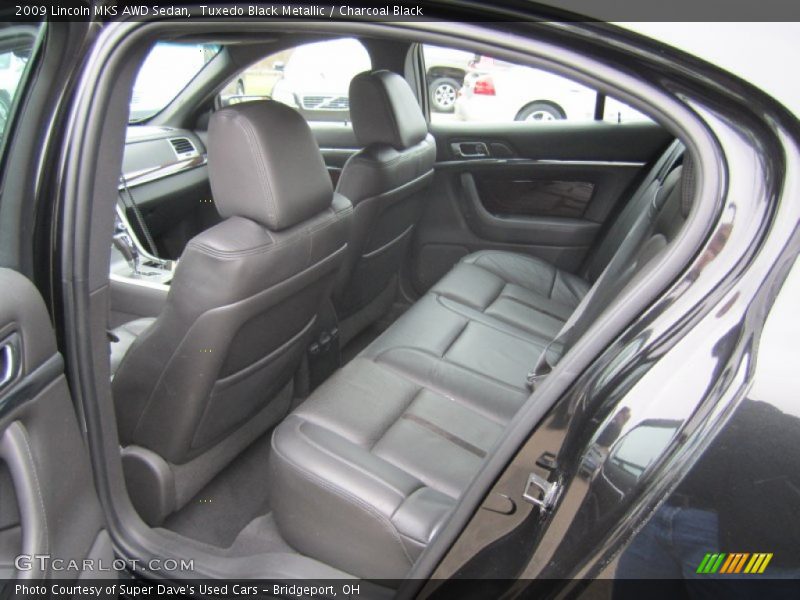 Tuxedo Black Metallic / Charcoal Black 2009 Lincoln MKS AWD Sedan