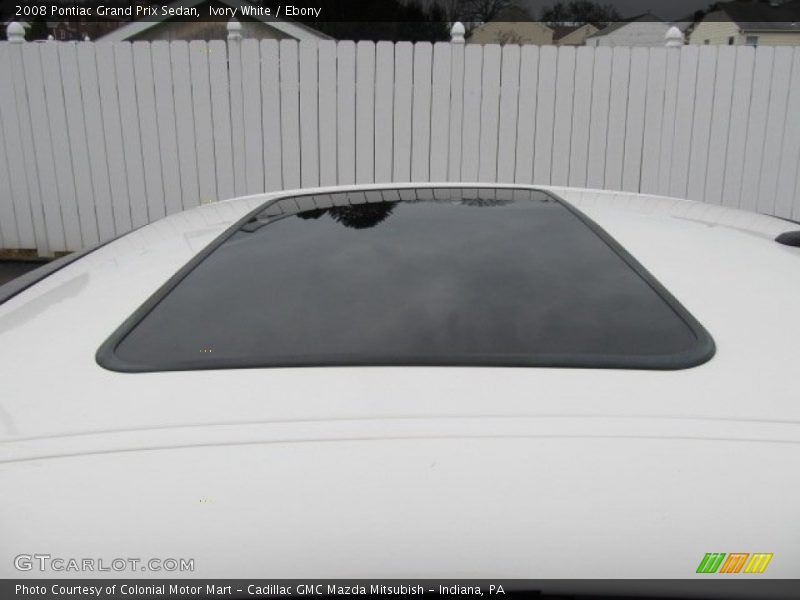 Ivory White / Ebony 2008 Pontiac Grand Prix Sedan