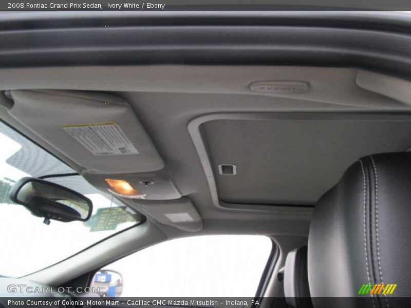Ivory White / Ebony 2008 Pontiac Grand Prix Sedan