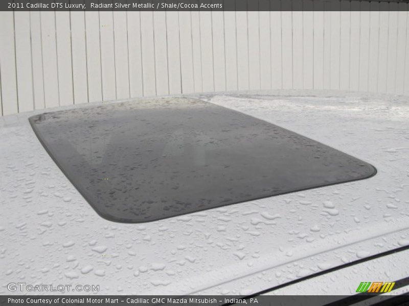 Radiant Silver Metallic / Shale/Cocoa Accents 2011 Cadillac DTS Luxury