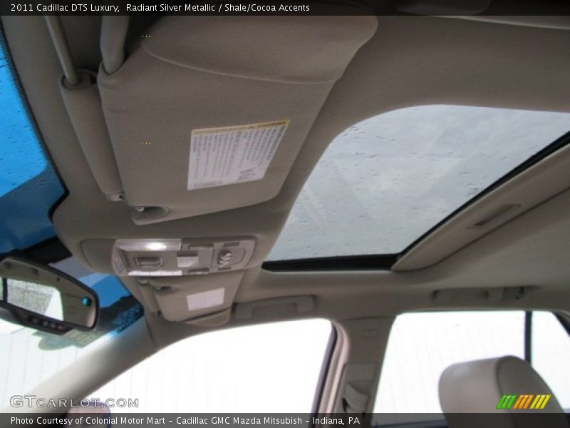 Radiant Silver Metallic / Shale/Cocoa Accents 2011 Cadillac DTS Luxury