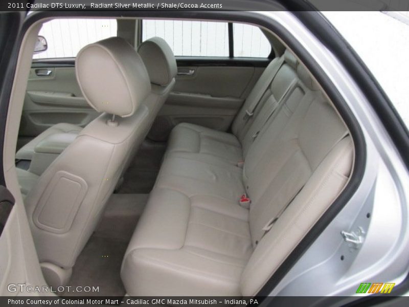 Radiant Silver Metallic / Shale/Cocoa Accents 2011 Cadillac DTS Luxury