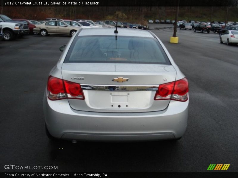 Silver Ice Metallic / Jet Black 2012 Chevrolet Cruze LT