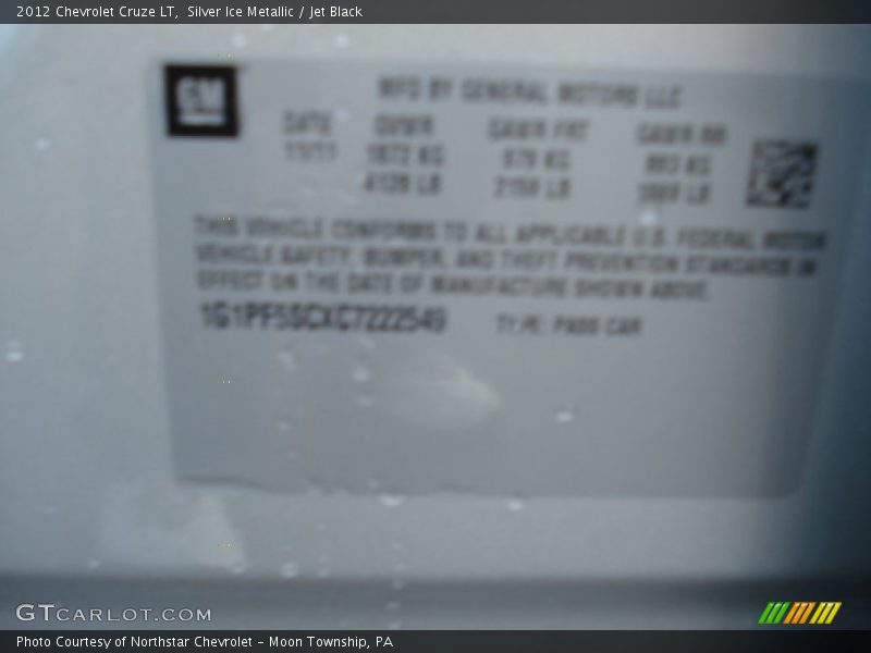 Silver Ice Metallic / Jet Black 2012 Chevrolet Cruze LT