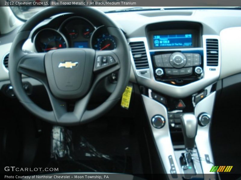 Blue Topaz Metallic / Jet Black/Medium Titanium 2012 Chevrolet Cruze LS