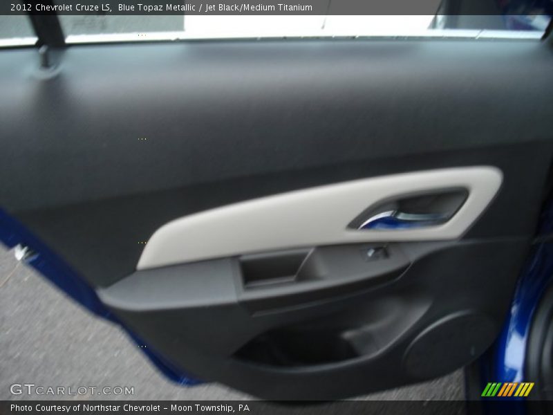 Blue Topaz Metallic / Jet Black/Medium Titanium 2012 Chevrolet Cruze LS