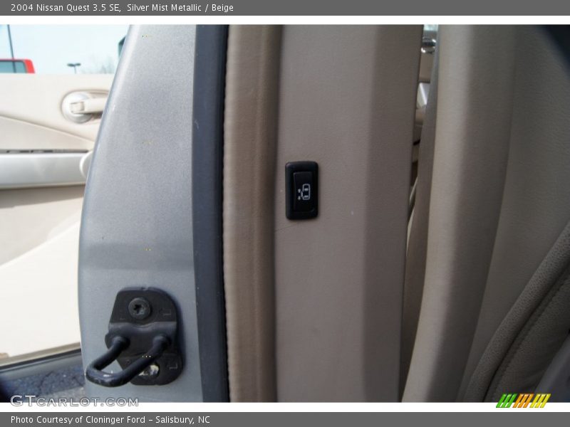 Silver Mist Metallic / Beige 2004 Nissan Quest 3.5 SE