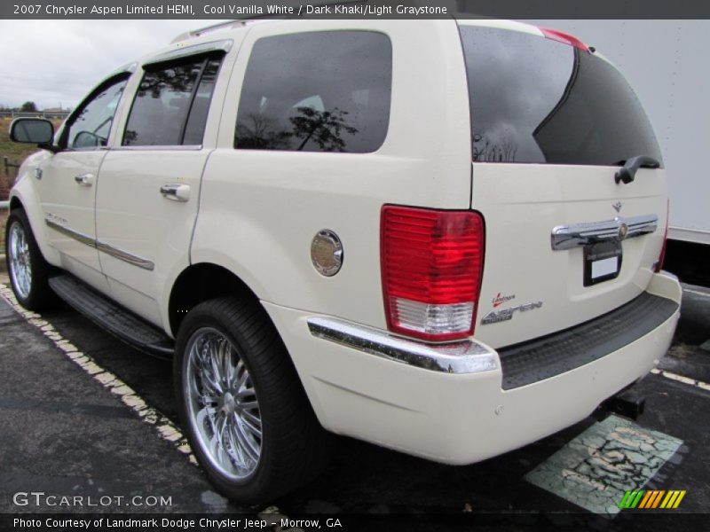 Cool Vanilla White / Dark Khaki/Light Graystone 2007 Chrysler Aspen Limited HEMI