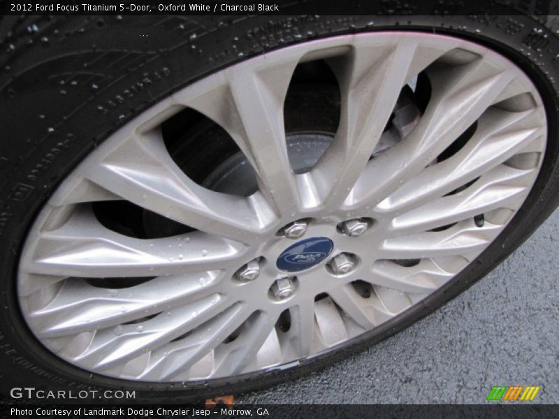 Oxford White / Charcoal Black 2012 Ford Focus Titanium 5-Door