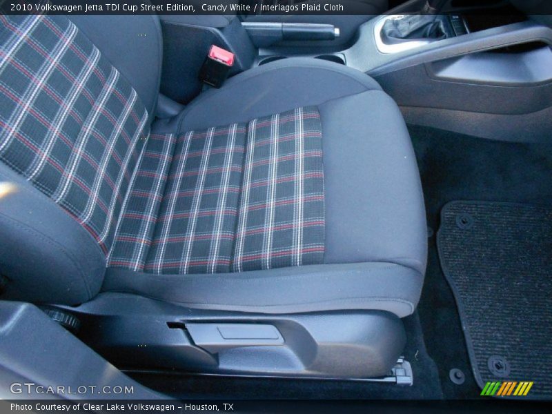 Candy White / Interlagos Plaid Cloth 2010 Volkswagen Jetta TDI Cup Street Edition