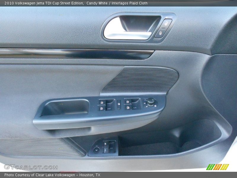 Candy White / Interlagos Plaid Cloth 2010 Volkswagen Jetta TDI Cup Street Edition