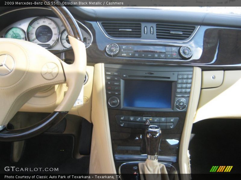 Obsidian Black Metallic / Cashmere 2009 Mercedes-Benz CLS 550