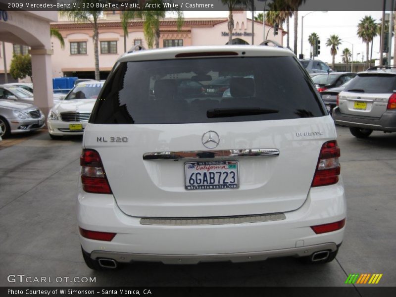 Arctic White / Cashmere 2009 Mercedes-Benz ML 320 BlueTec 4Matic