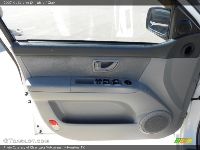 White / Gray 2007 Kia Sorento LX