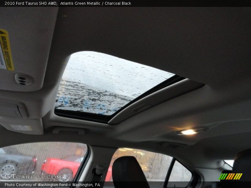 Atlantis Green Metallic / Charcoal Black 2010 Ford Taurus SHO AWD