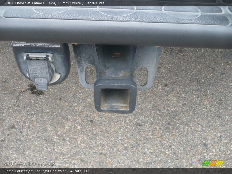 Summit White / Tan/Neutral 2004 Chevrolet Tahoe LT 4x4