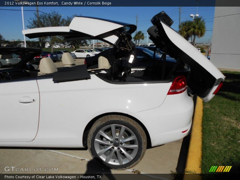 Candy White / Cornsilk Beige 2012 Volkswagen Eos Komfort