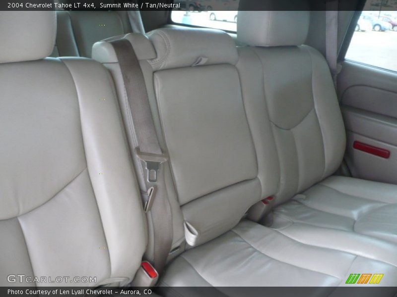 Summit White / Tan/Neutral 2004 Chevrolet Tahoe LT 4x4