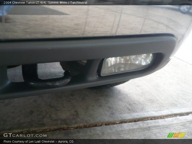 Summit White / Tan/Neutral 2004 Chevrolet Tahoe LT 4x4