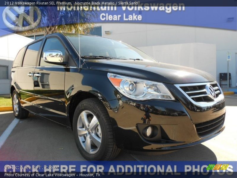 Nocturne Black Metallic / Sierra Sand 2012 Volkswagen Routan SEL Premium