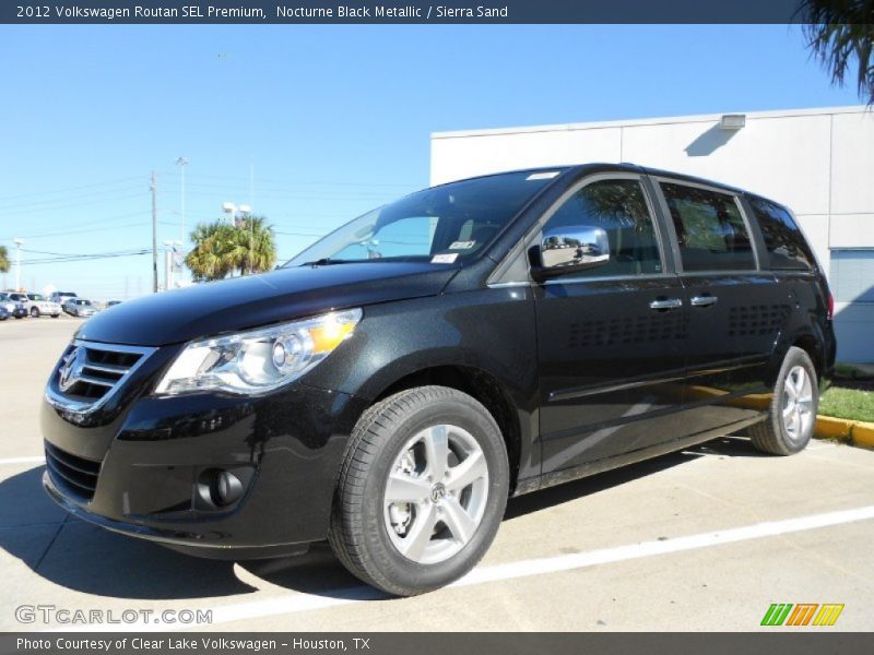 Nocturne Black Metallic / Sierra Sand 2012 Volkswagen Routan SEL Premium
