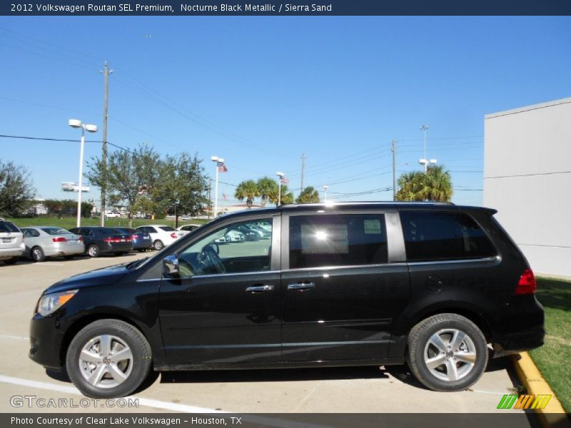 Nocturne Black Metallic / Sierra Sand 2012 Volkswagen Routan SEL Premium
