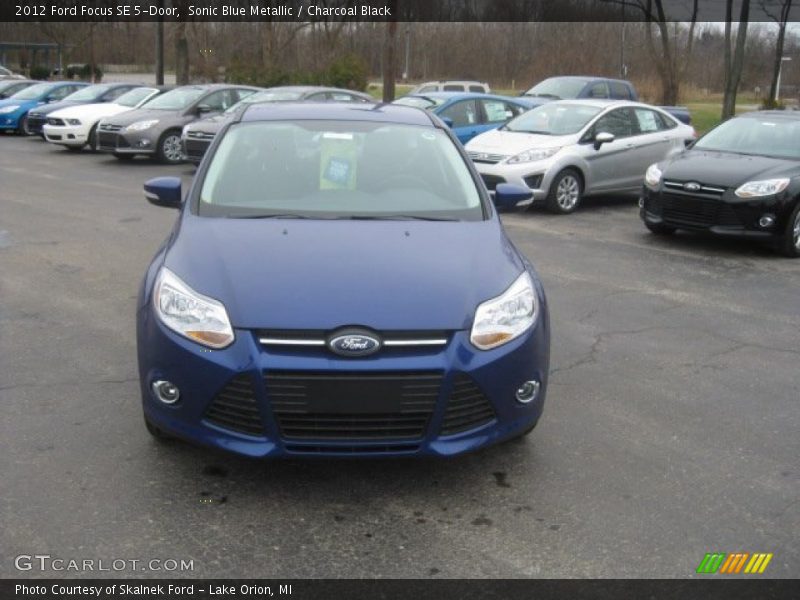 Sonic Blue Metallic / Charcoal Black 2012 Ford Focus SE 5-Door