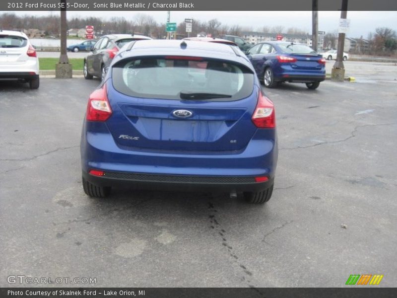 Sonic Blue Metallic / Charcoal Black 2012 Ford Focus SE 5-Door