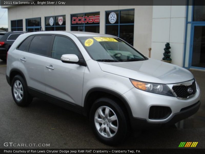 Bright Silver / Gray 2011 Kia Sorento LX