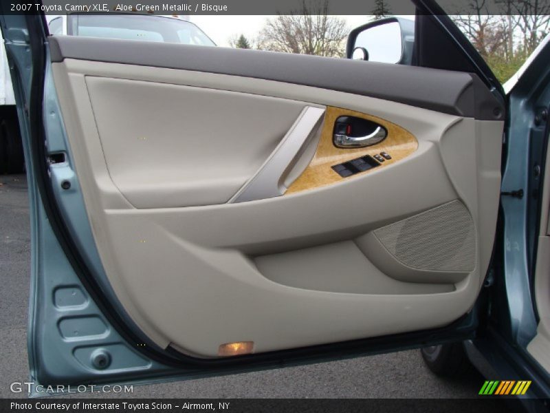 Aloe Green Metallic / Bisque 2007 Toyota Camry XLE