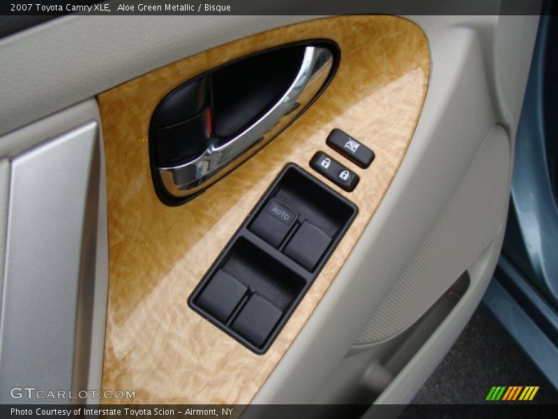 Aloe Green Metallic / Bisque 2007 Toyota Camry XLE