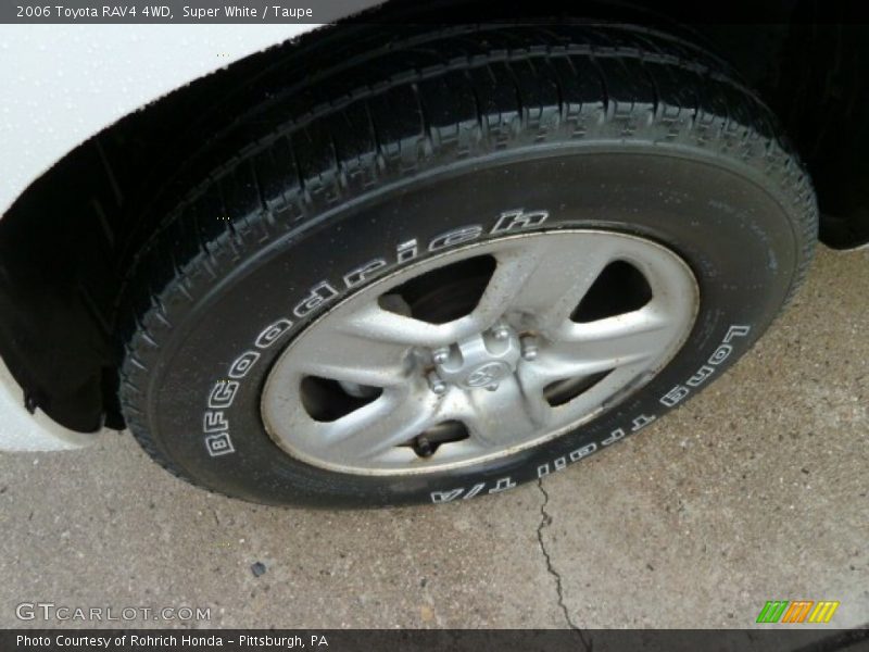 Super White / Taupe 2006 Toyota RAV4 4WD
