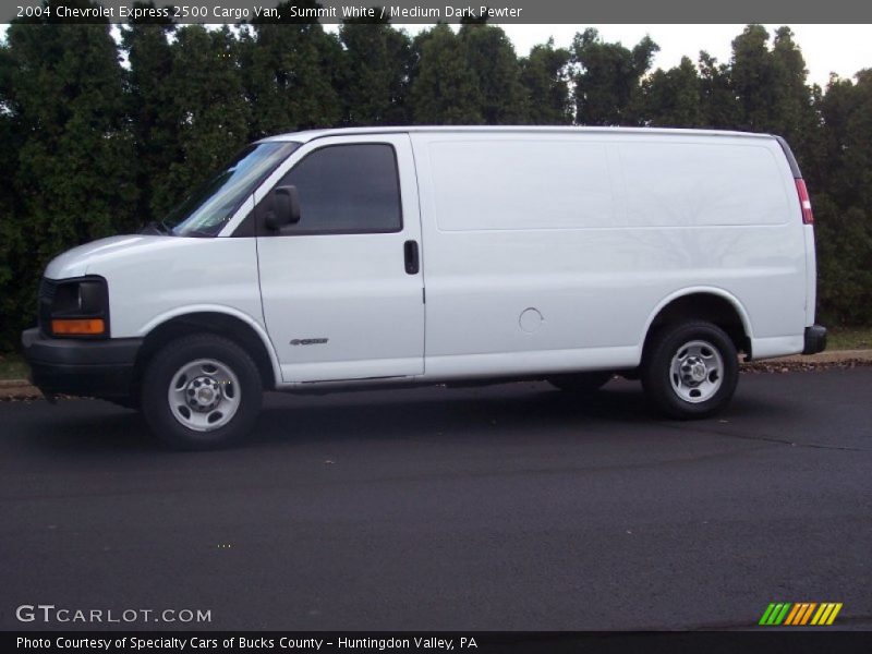 Summit White / Medium Dark Pewter 2004 Chevrolet Express 2500 Cargo Van