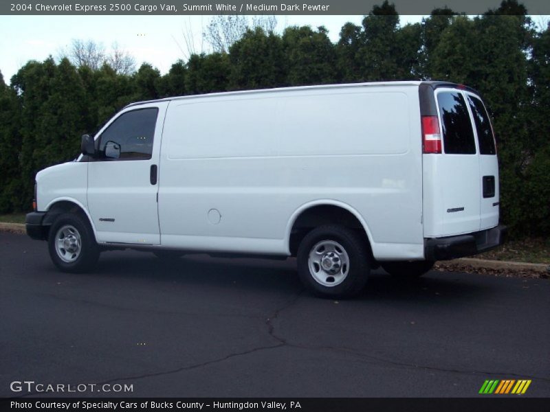 Summit White / Medium Dark Pewter 2004 Chevrolet Express 2500 Cargo Van