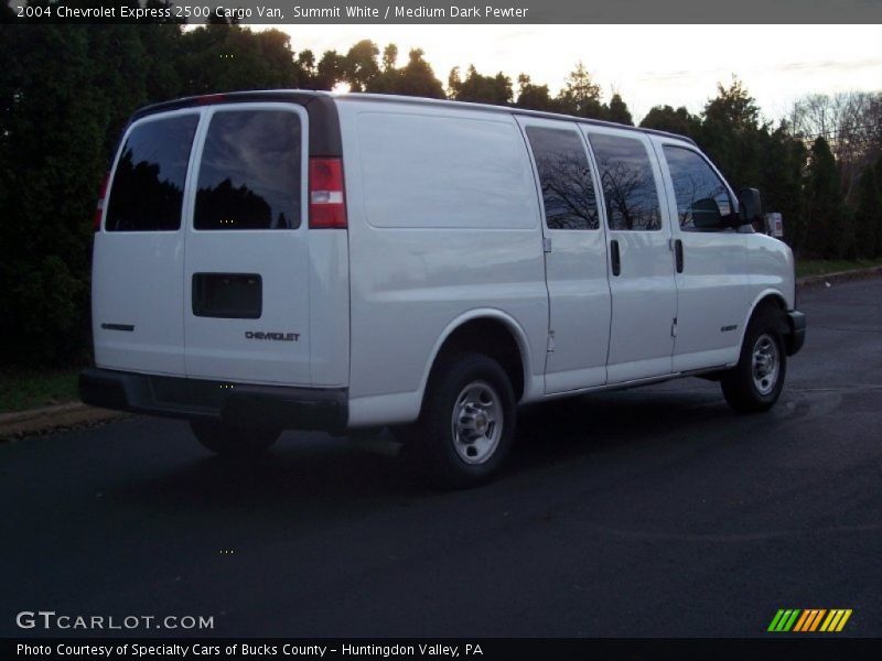Summit White / Medium Dark Pewter 2004 Chevrolet Express 2500 Cargo Van